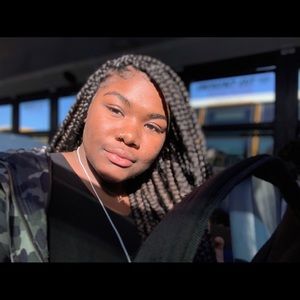 Meet your Posher, Natalia